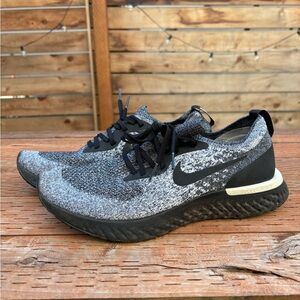 Nike epic react flyknit “cookies & cream” running shoes size 10.5